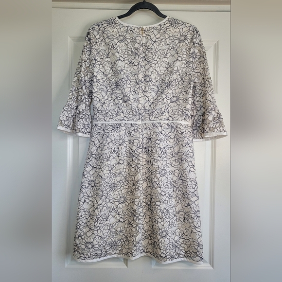 Draper James White & Blue Western Lace 'Rosslyn' Dress - Size 8 - Picture 3 of 10